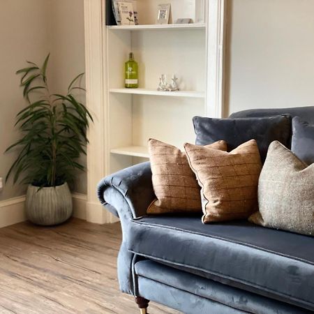 An Steisean With Office - Comet Apartments Helensburgh Bagian luar foto